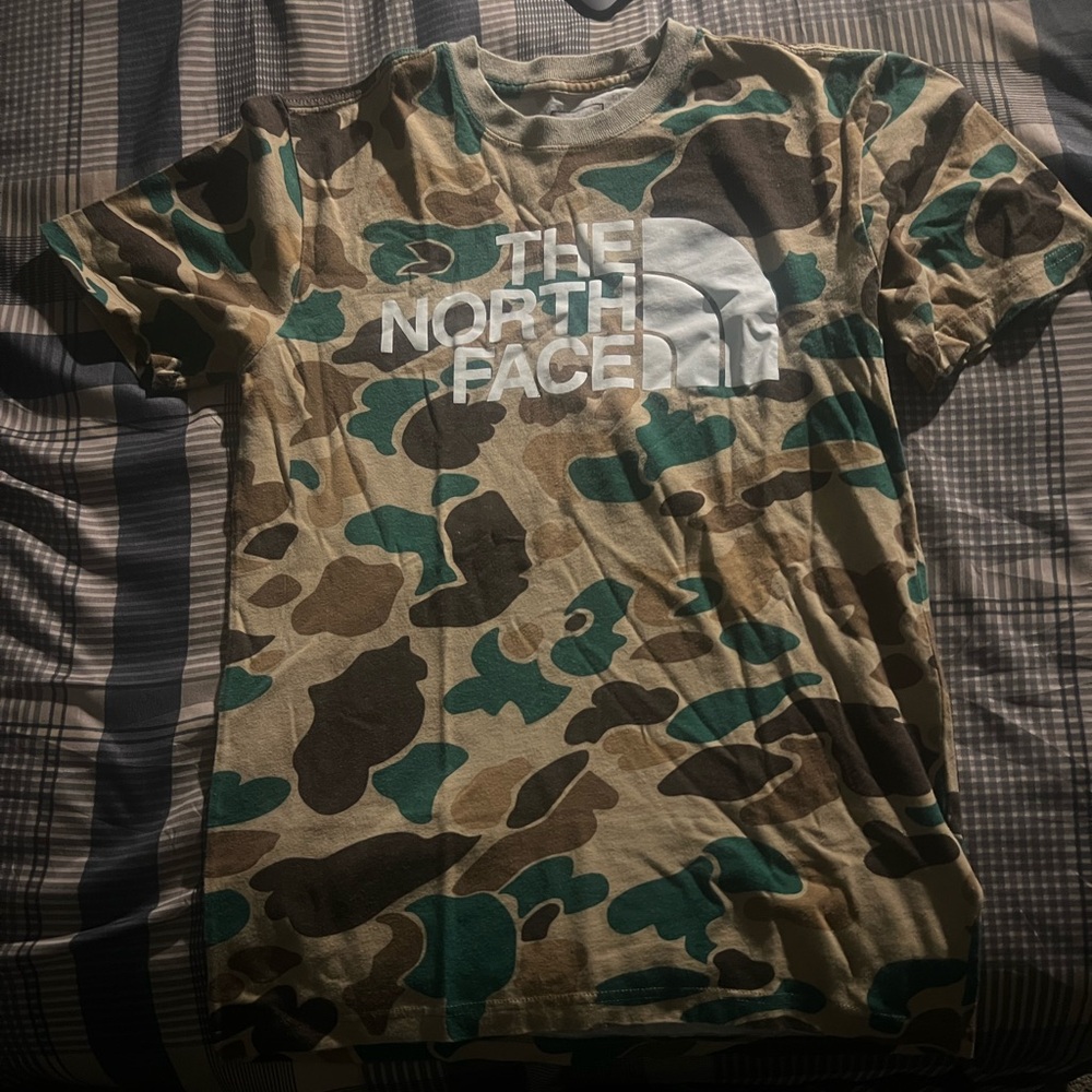 The North Face Men's Green and Brown Camouflage Tee